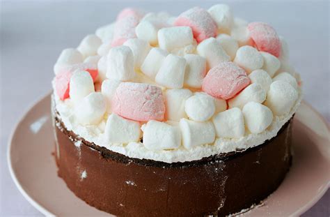 best marshmallow cake recipe ever.